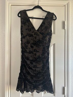 SHEIN Black Floral Lace V-Neck Mini Dress